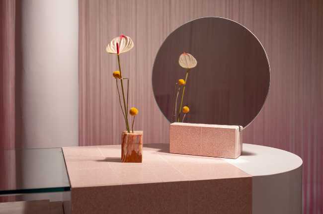Glam Seamless: tienda elegante en rosa y blanco en Soho