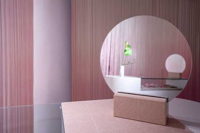 Glam Seamless: tienda elegante en rosa y blanco en Soho