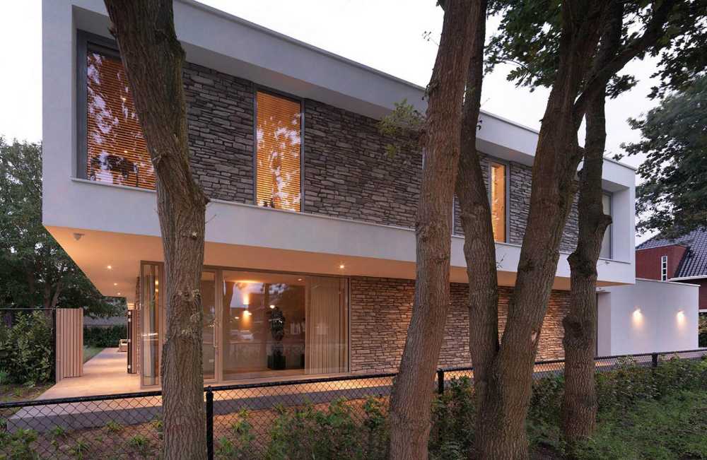 L-shaped plan for a luxurious villa