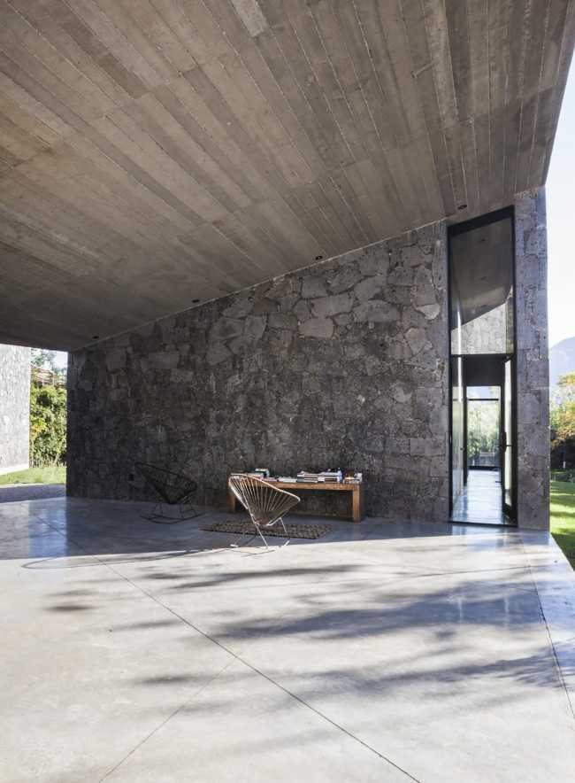 Villa de piedra y cemento