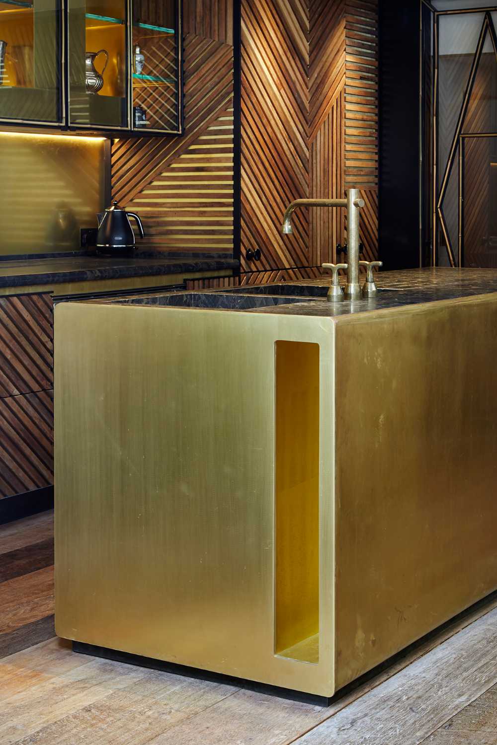 Internal glass and wood partition