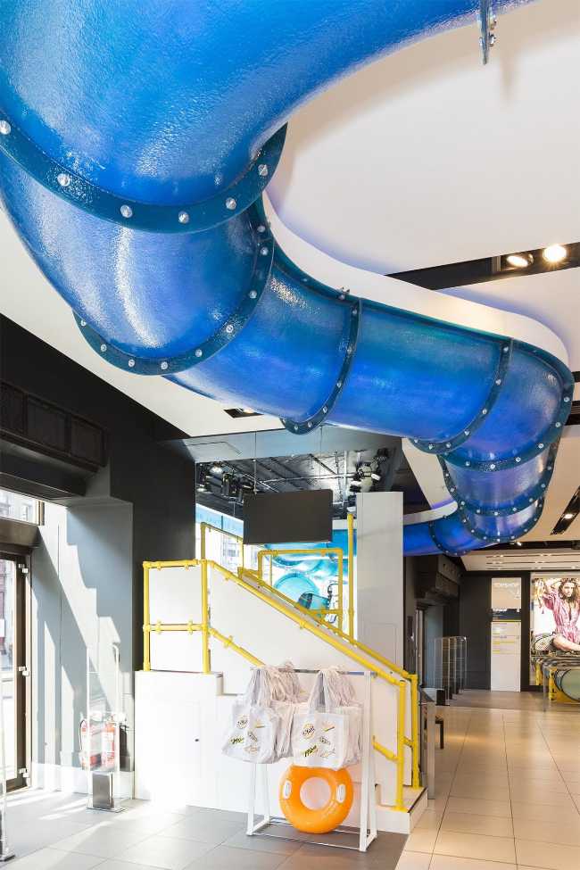 Tienda en Londres entre realidad virtual y diseño