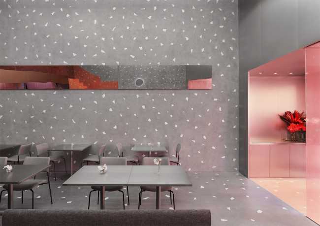 Restaurante gris y rosa