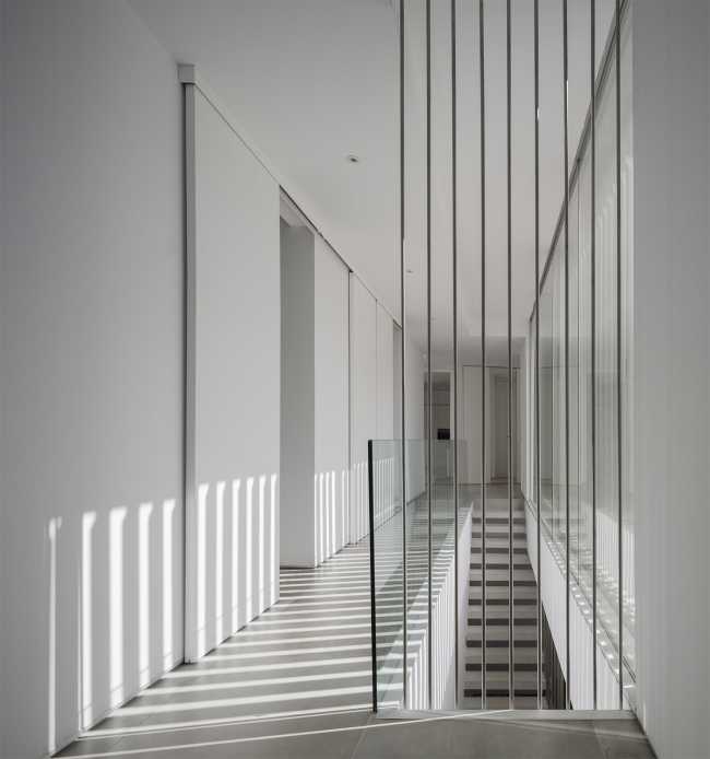 Villa e gioco di luci e ombre