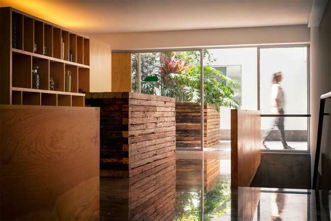 Internal building and internal courtyard