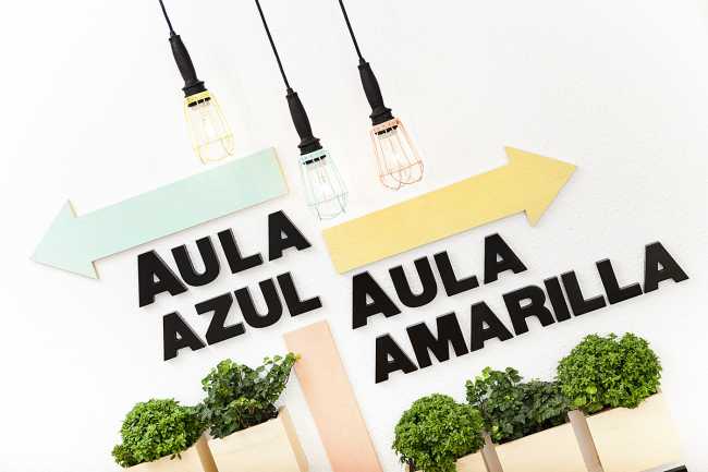 Gráficos coloridos para una escuela de idiomas