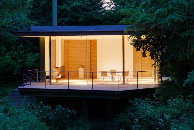 terrazza sospesa pavimentazione legno