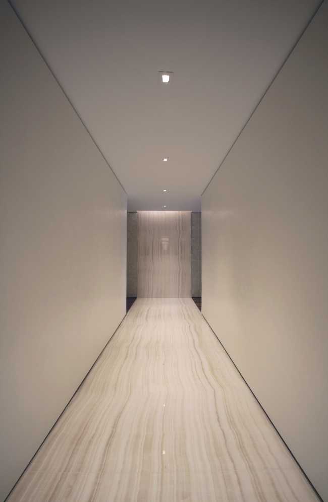 pavimento pietra corridoio