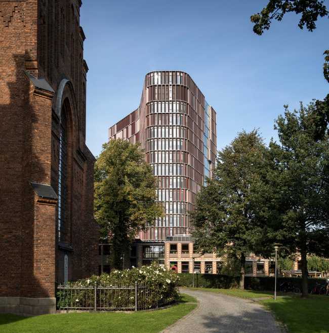 tore laboratorio facciata rame giardino