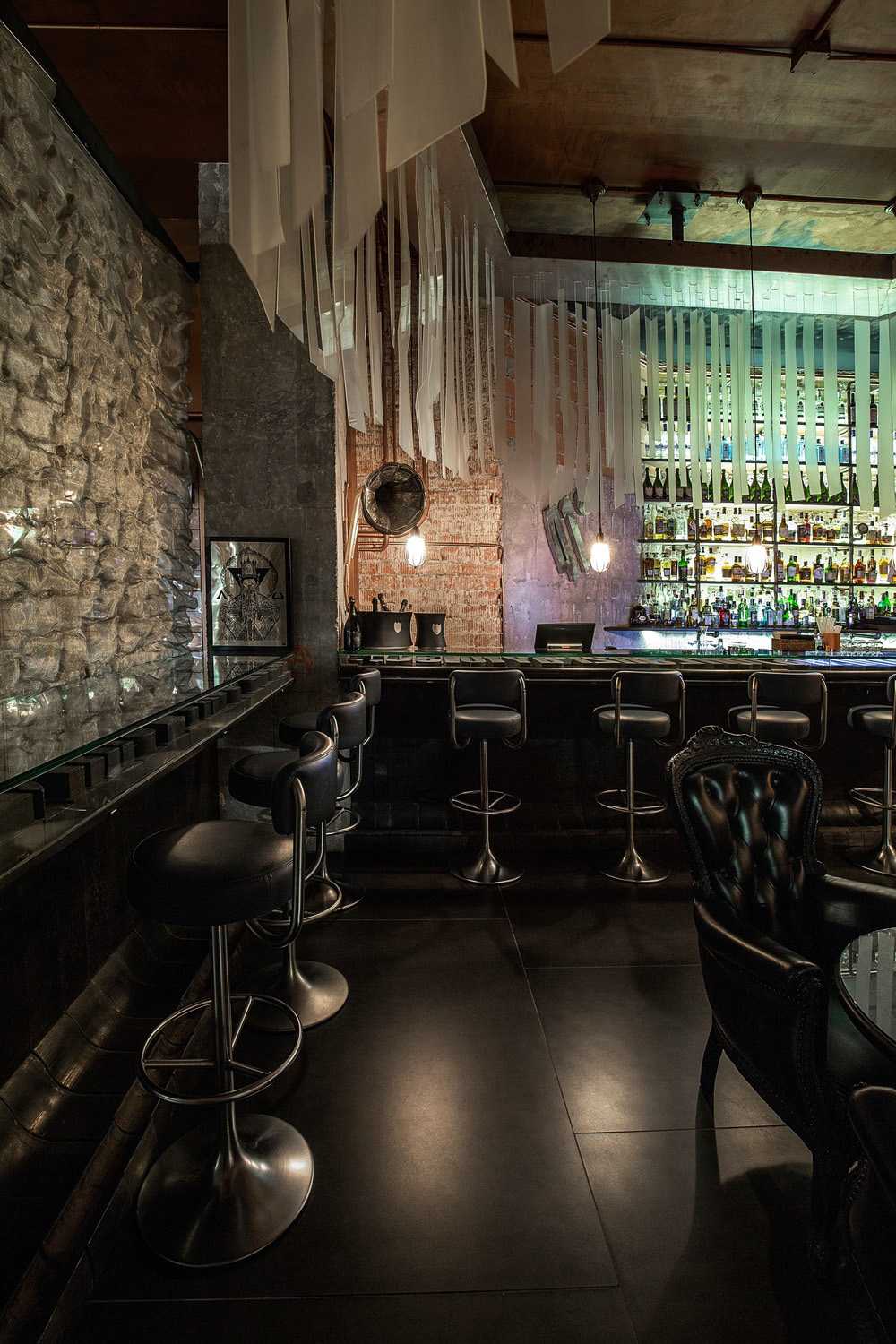 restaurant design custom slabs wall tiles