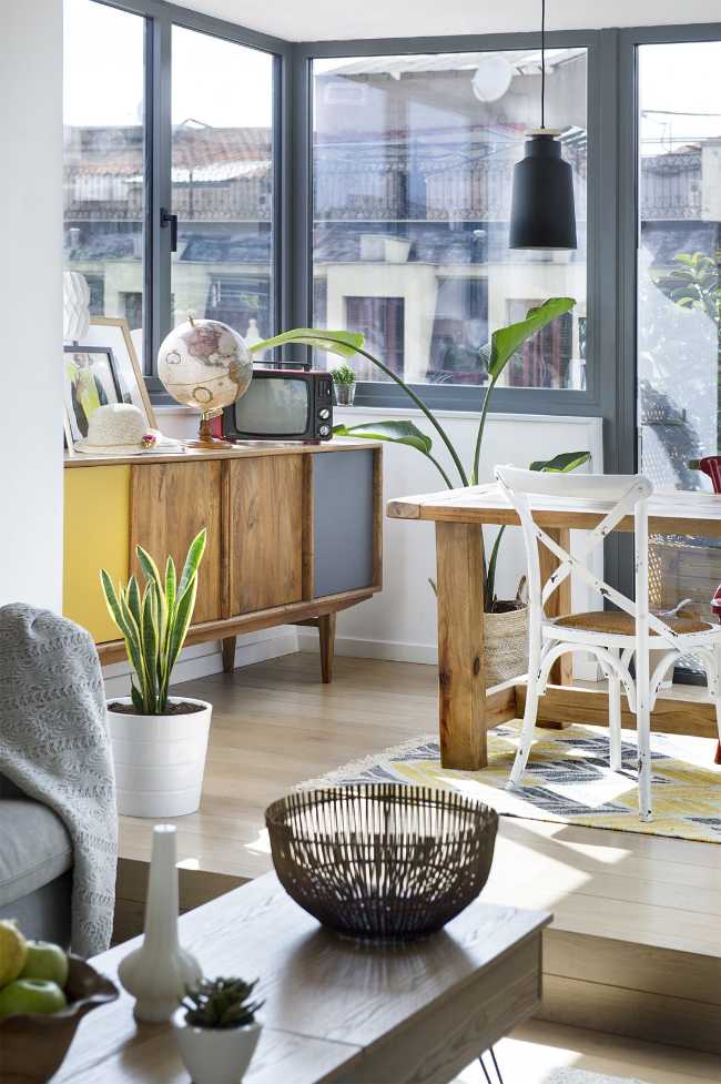 vetrata arredi legno