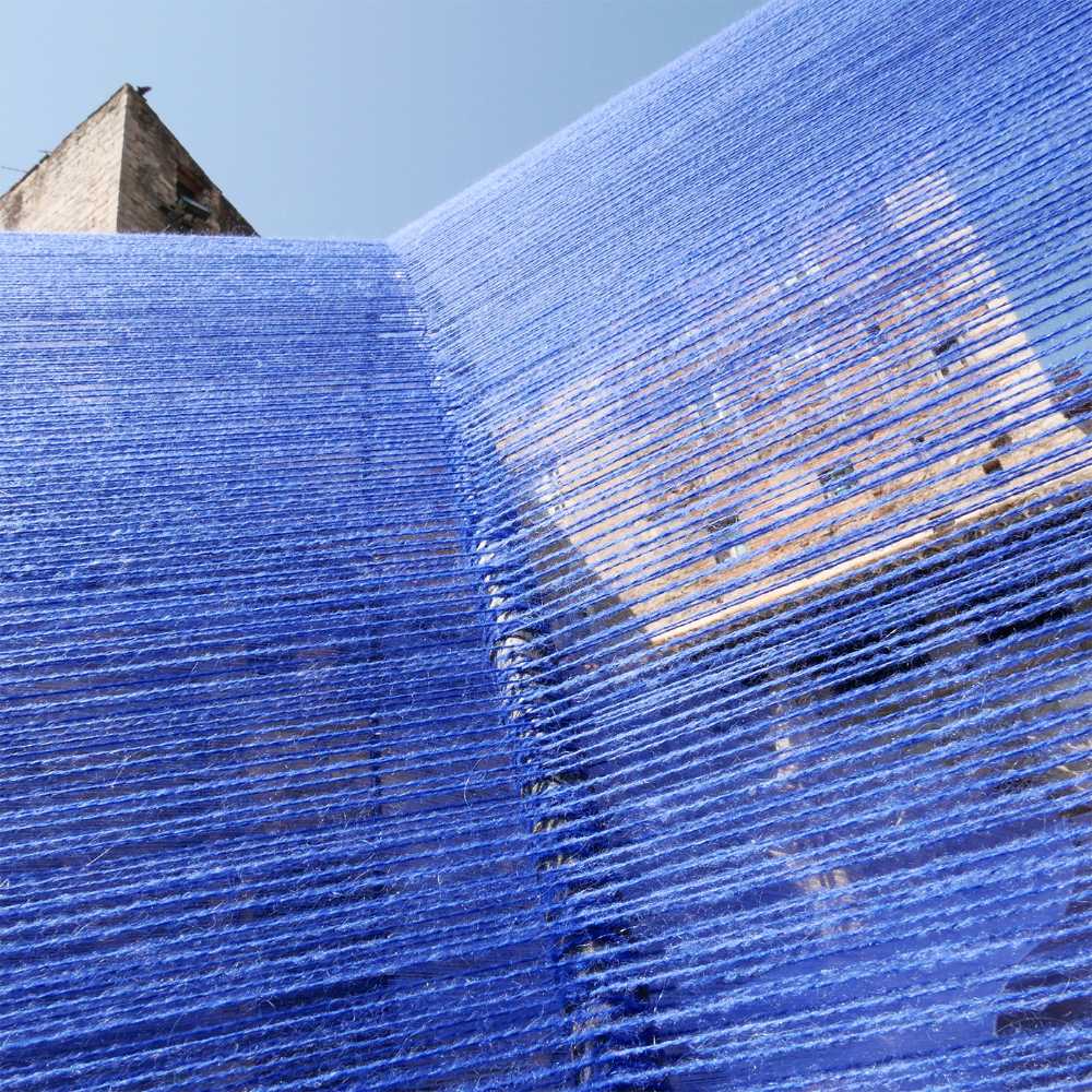 installation textile de jardin de cloître