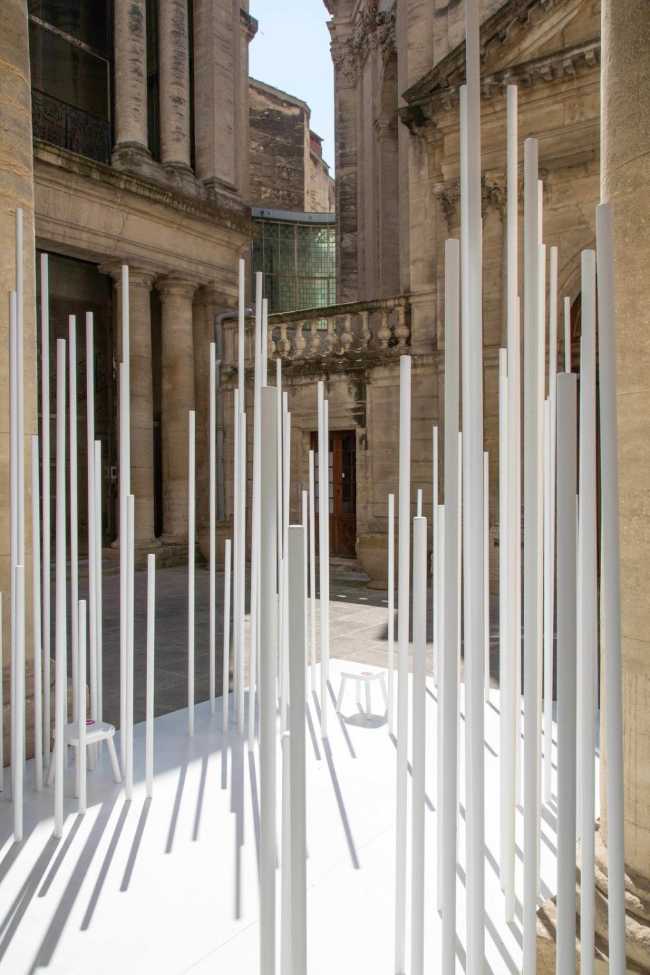 installazione festival cortile camera commercio colonne