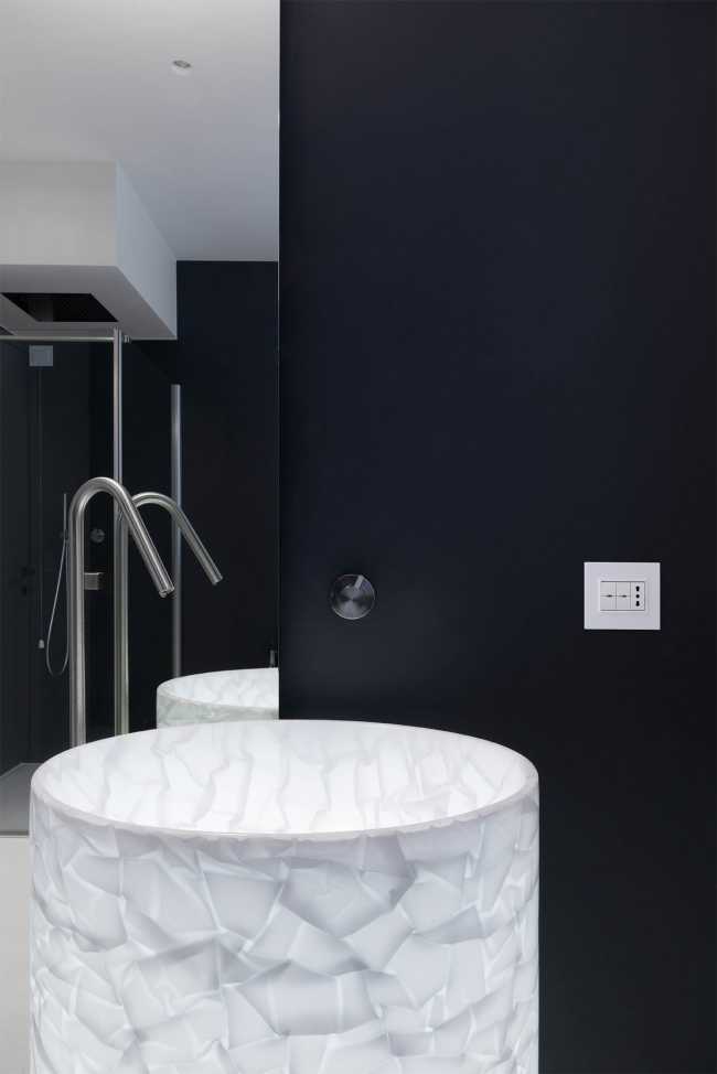 bagno lavabo marmo centrale