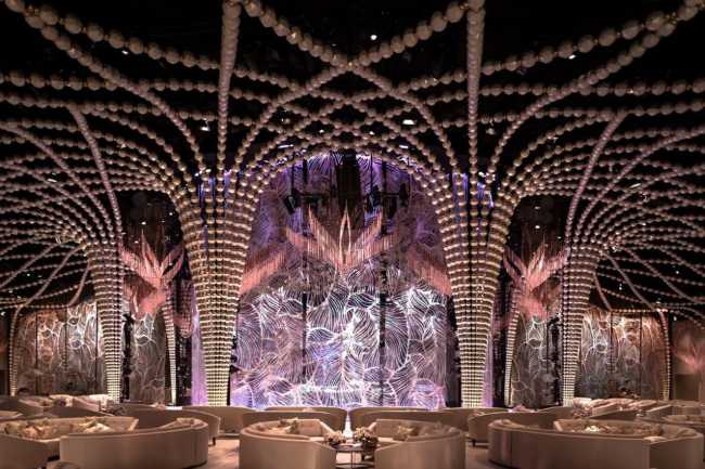 montaje de eventos de boda y columnas