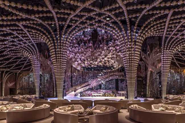 decoración de puesta en escena de eventos de boda