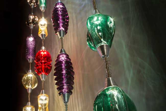 vetri colorati come luce