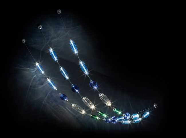 luce come un gioiello vetri colorati