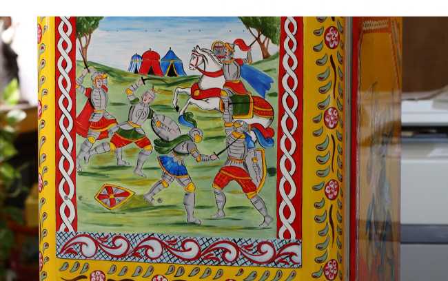 Frigorifero dipinto da artisti siciliani