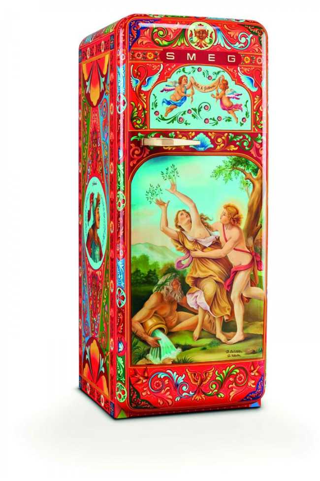 Frigorifero dipinto da artisti siciliani