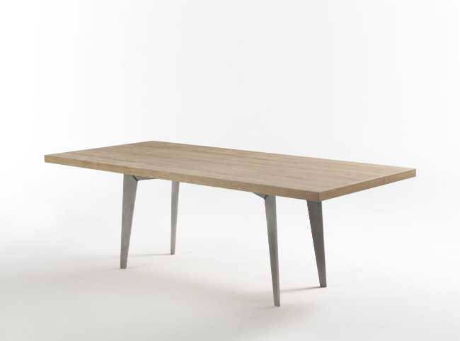 Tavolo che accumula energia termica