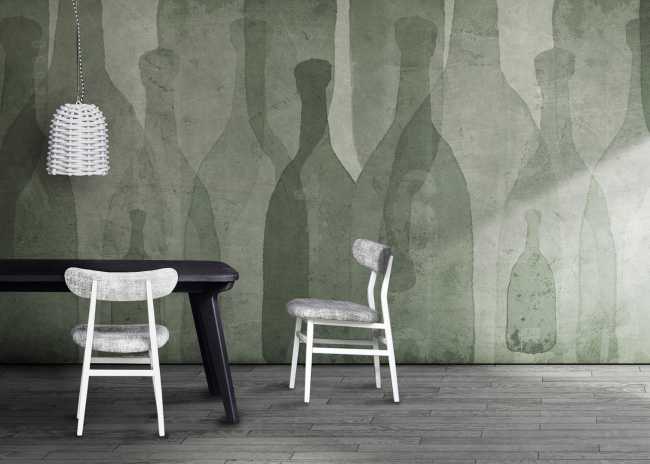 Carte da parati con bottiglie disegnate