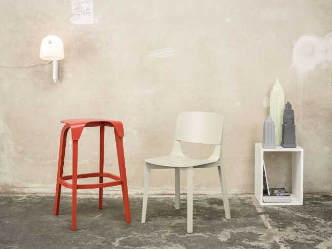 Sgabelli e sedute di design colorate