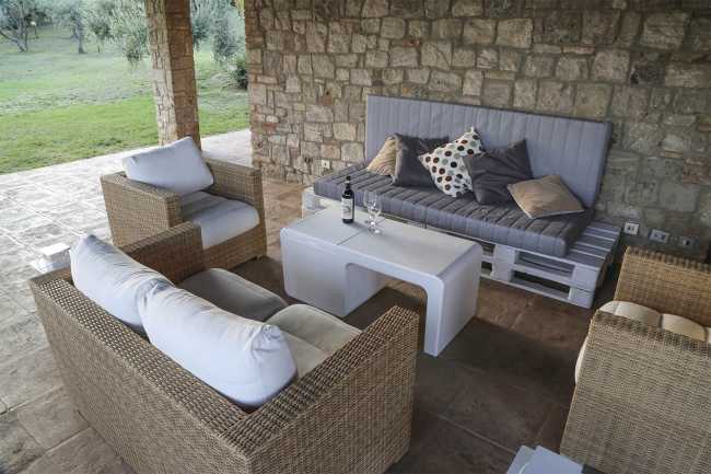 tavolo da esterno con frigo incorporato