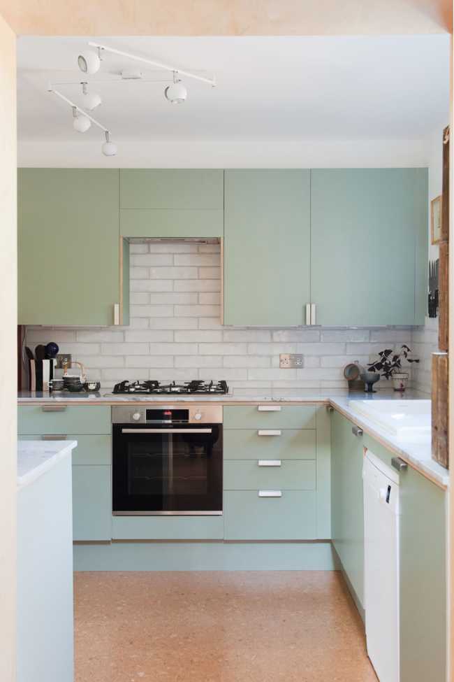Cocina en verde claro