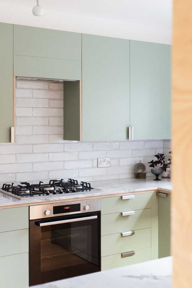 Cocina caliente en verde claro