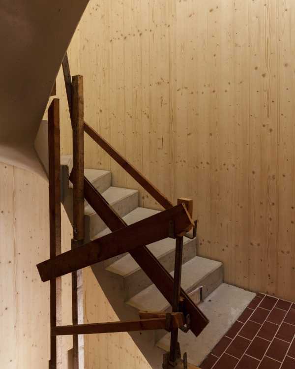 corpo scala abitazione in legno