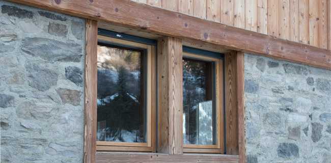 Infissi in legno di uno chalet