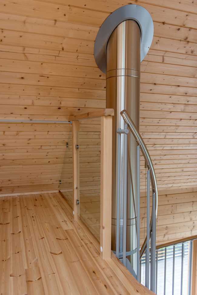 Detalles en madera y metal