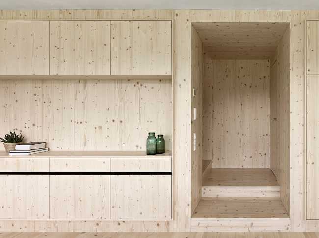 Interni in legno chiaro