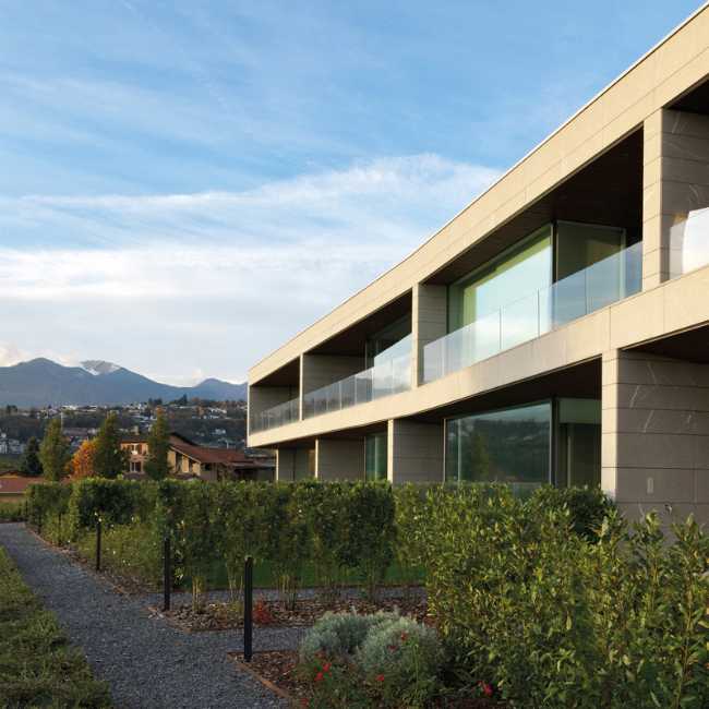 Condominium with panoramic view