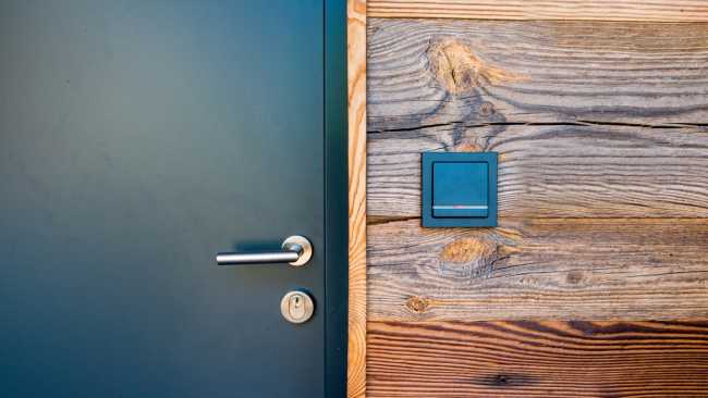 Dettaglio legno e porta