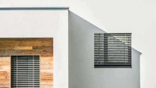 Dettaglio facciata e finestre