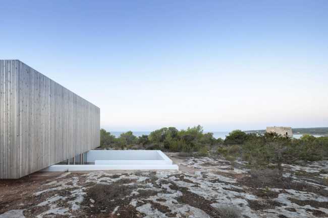 Villa de madera en una isla