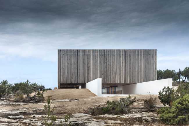 Villa de madera suspendida