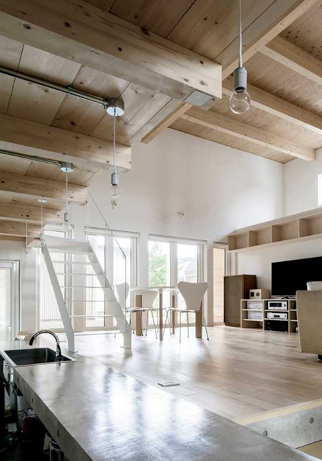 Kitchen and living room distributed on different levels