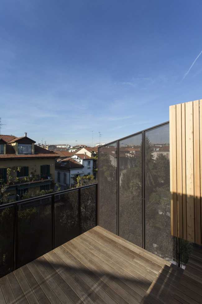 Dark metal balustrade