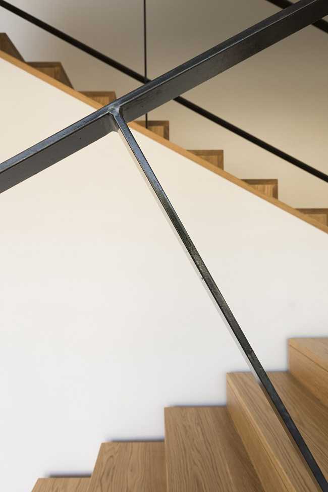 metal balustrade detail