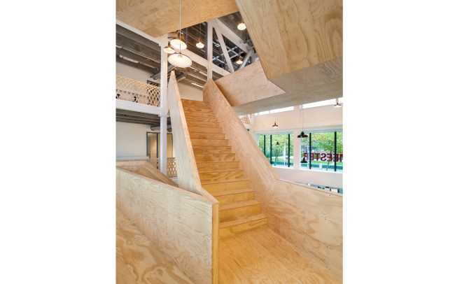 Corpi scala in legno