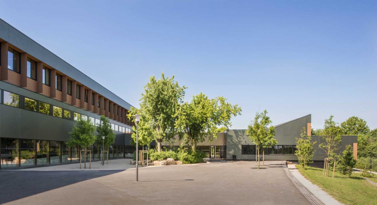 Cortile di una scuola