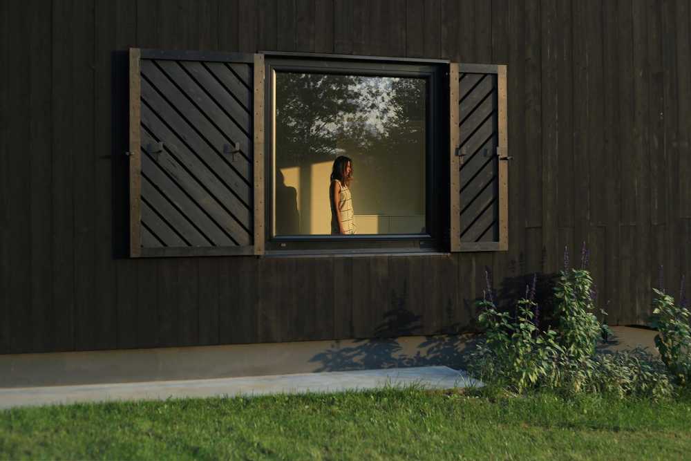 Abitazione in legno scuro