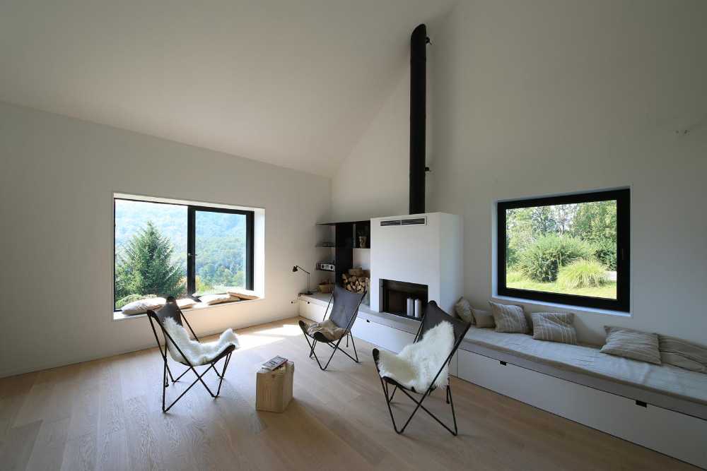 Abitazione in legno scuro