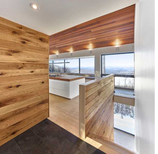 Interni in legno chalet contemporaneo