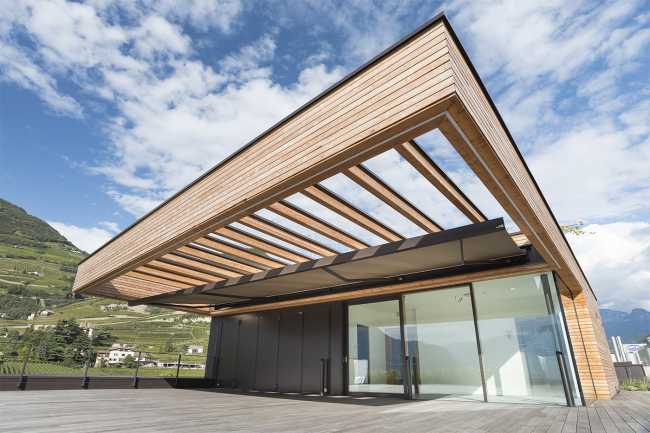 Struttura a sbalzo in legno