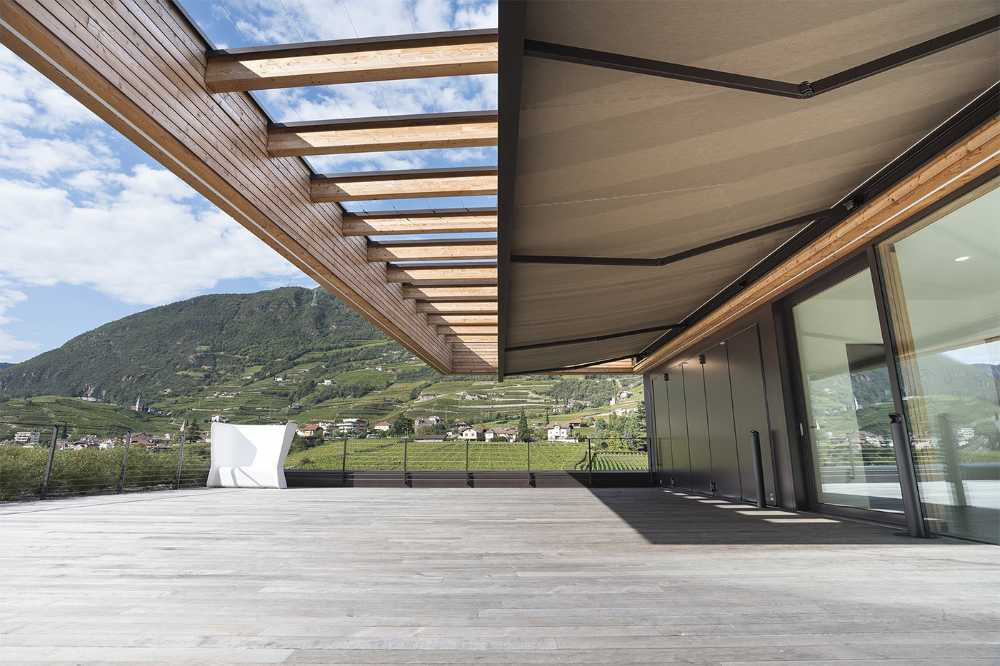 Struttura a sbalzo in legno