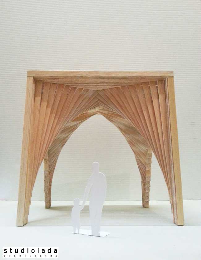 Modello arco in legno